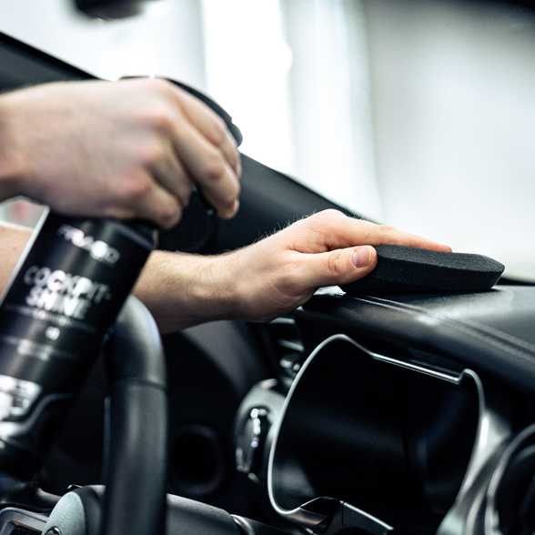 F03 Cockpit Shine - Kunststoffpflege